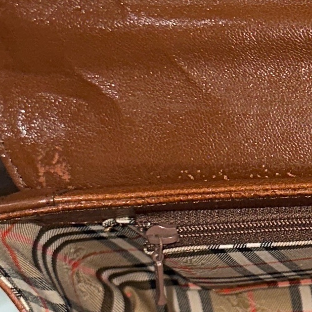BURBERRYS Vintage Top Handle Satchel in Brown Pebble Grain Leather, Pre-1999 - Picture 15 of 16